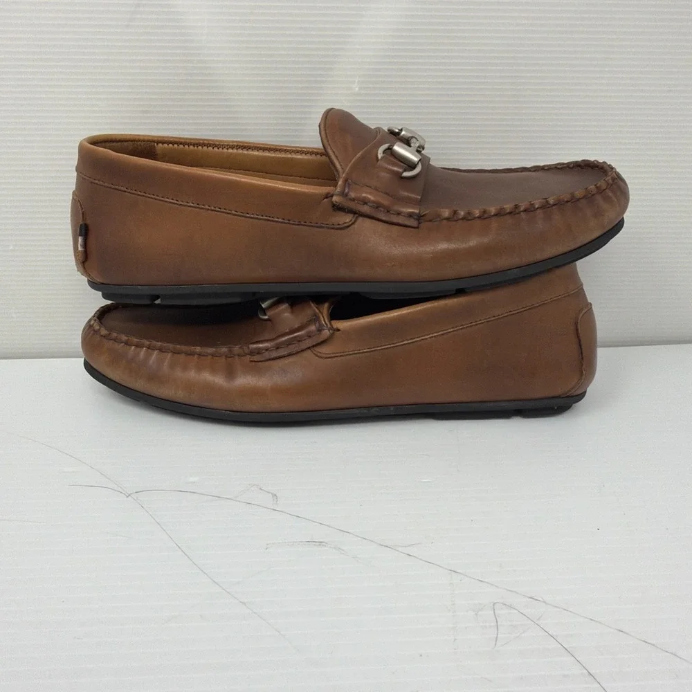 Allen Edmonds‎ 